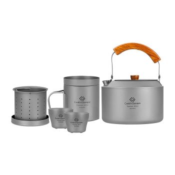 COOK'N'ESCAPE Camping Kettle Set Coffee-Tea pro, Lightweight Titanium Kettle with 2 Cups, Tea Maker Strainer for Outdoor Backpacking Camping Hiking and Picnic Cookware