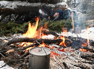 Shelters - deep snow vs. lacking snow